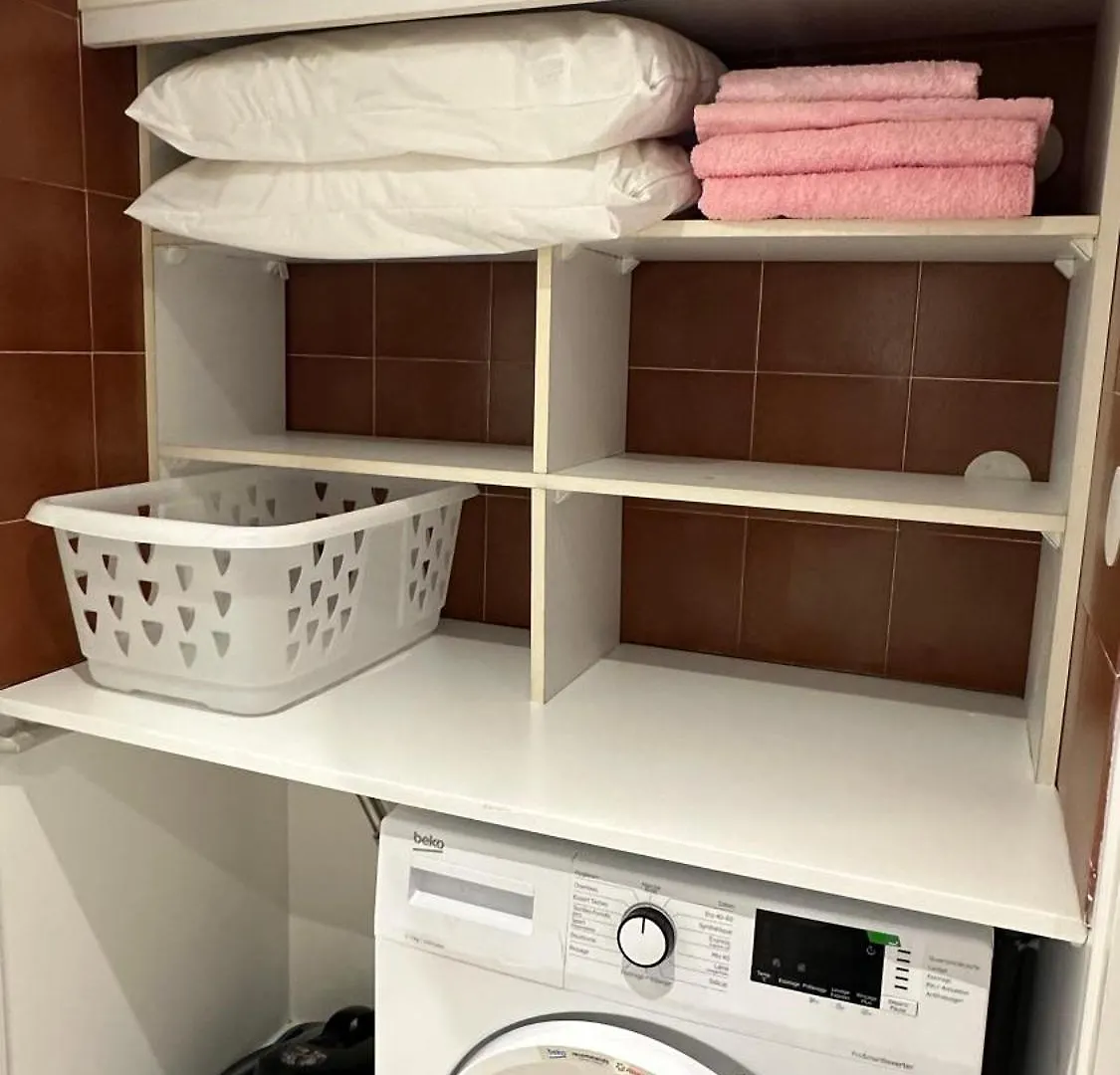 Gray D'Albion Cannes Croisette, Appartement 4 Personnes 0*,  France