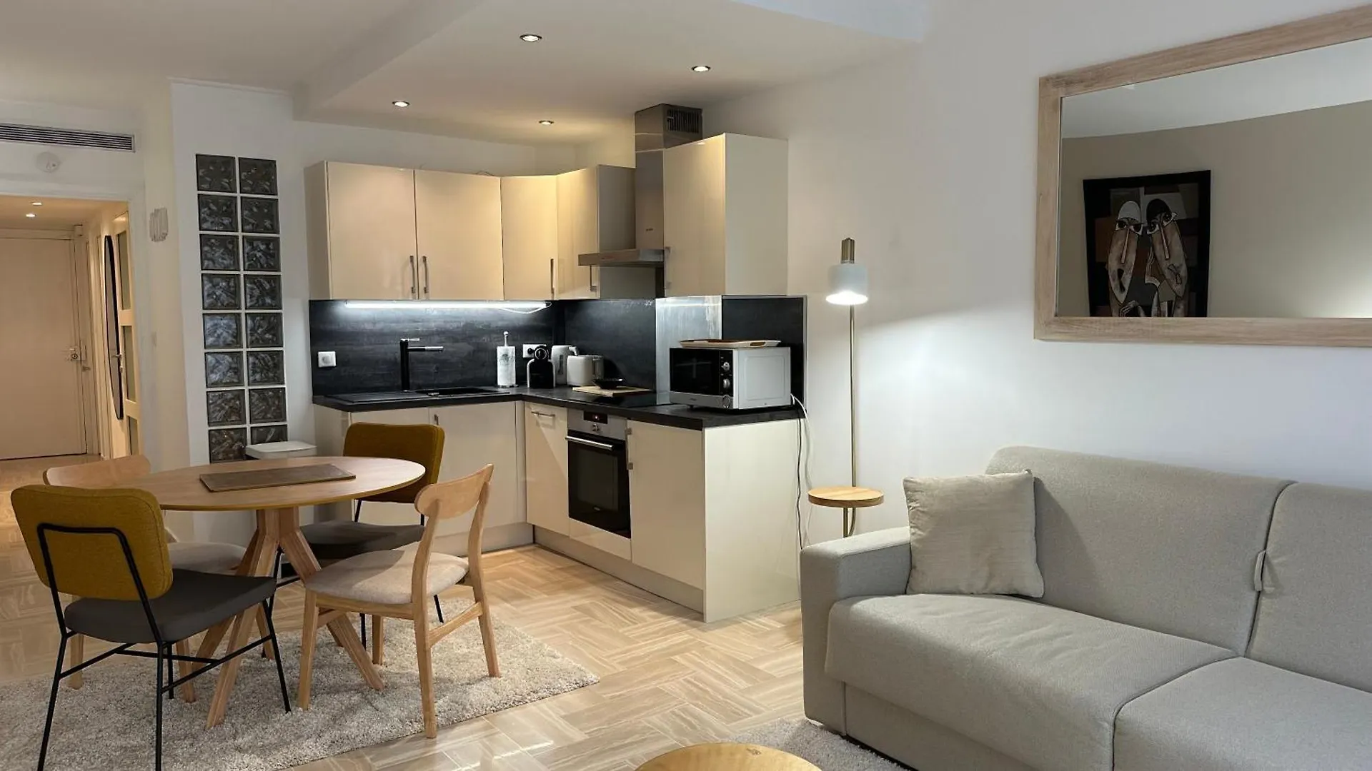 Gray D'Albion Cannes Croisette, Appartement 4 Personnes France