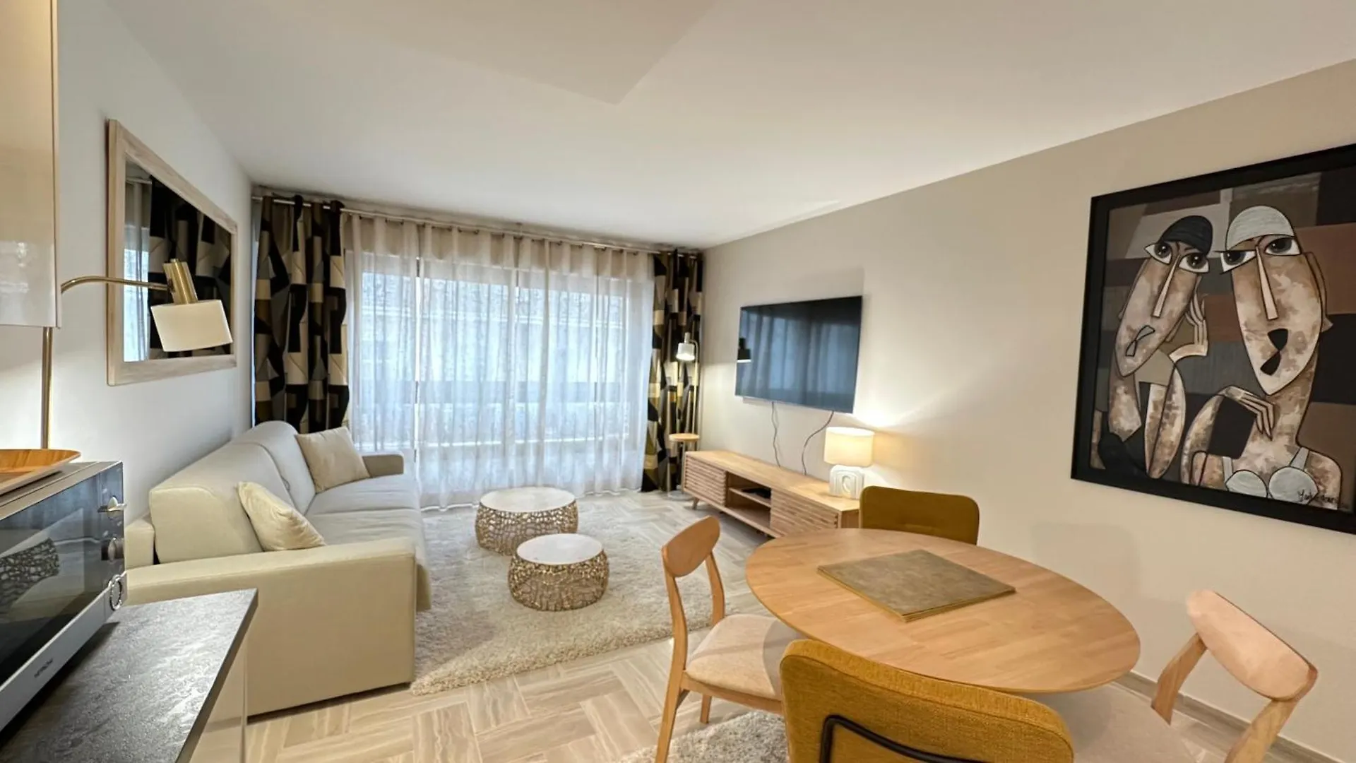 Gray D'Albion Cannes Croisette, Appartement 4 Personnes Apartment